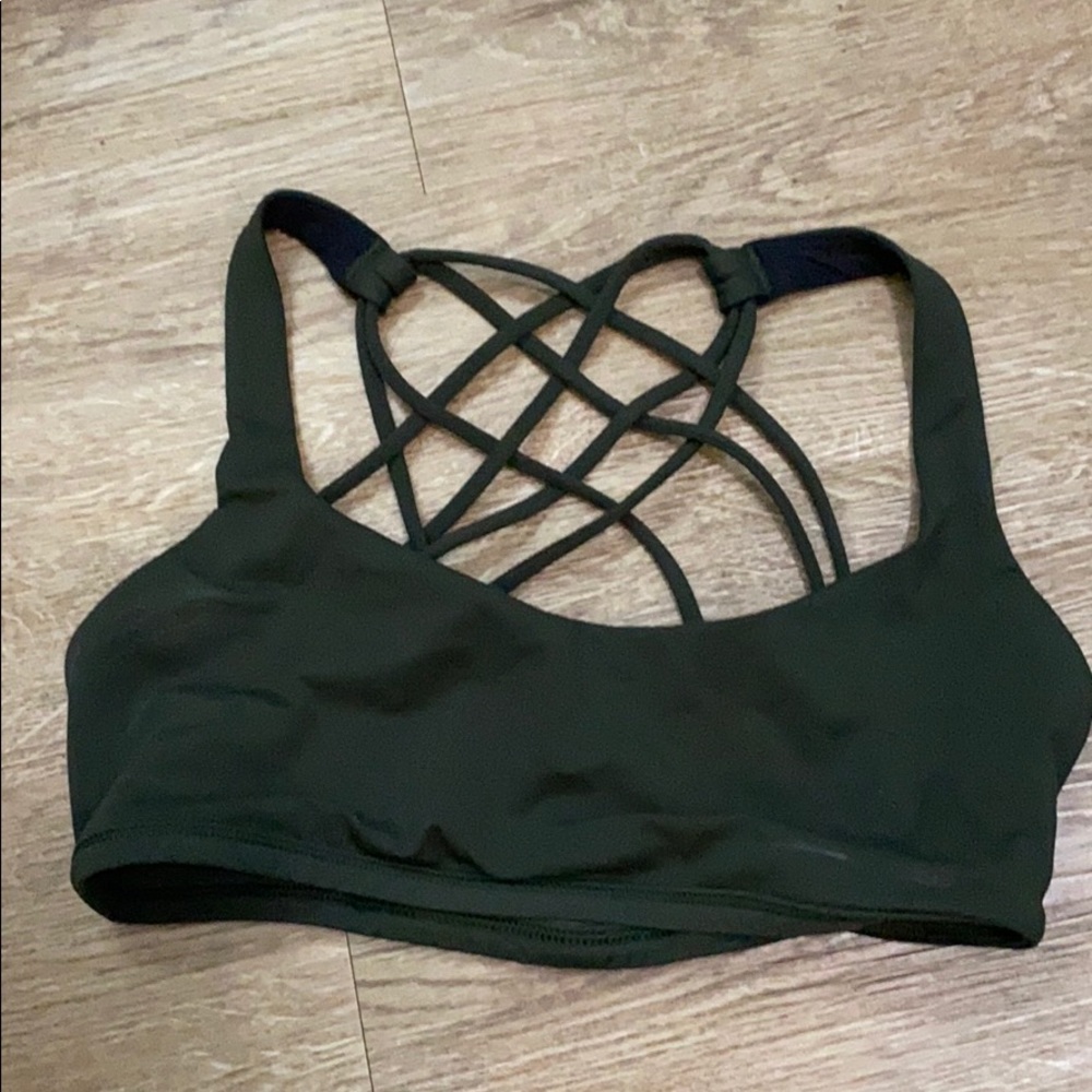 Lululemon sports bra